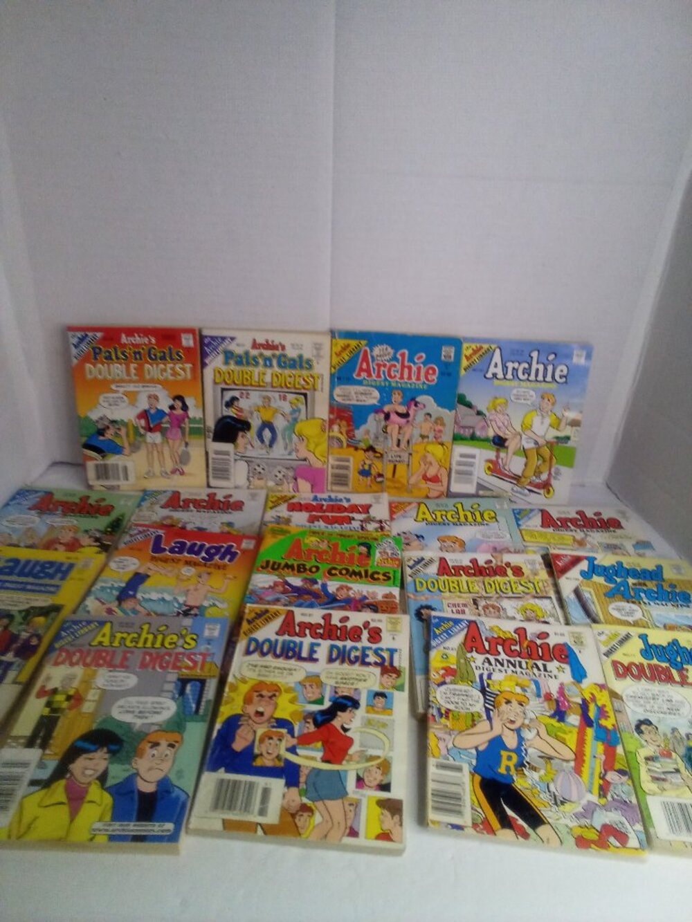 Archie Digest Magazine Lot of 18 Classic Comic